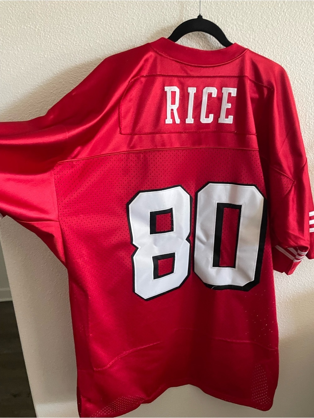Mitchell & Ness Red Jersey Neckline with White Script Label - Picture 2 of 6